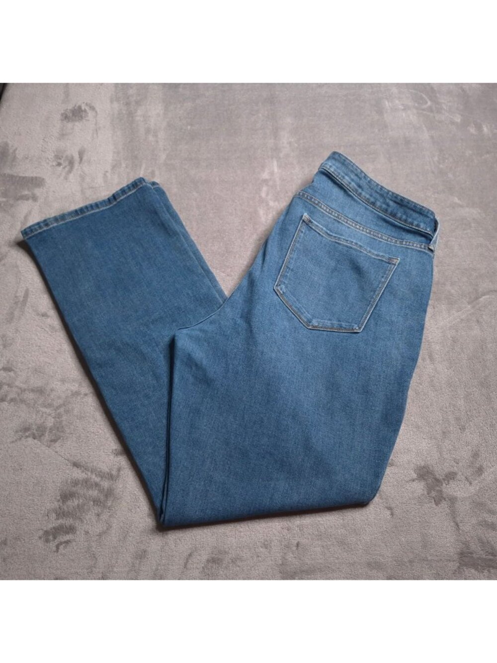 Old Navy High-Rise Kicker Boot-Cut Jeans Womens 18 Blue Secret Smooth Pockets